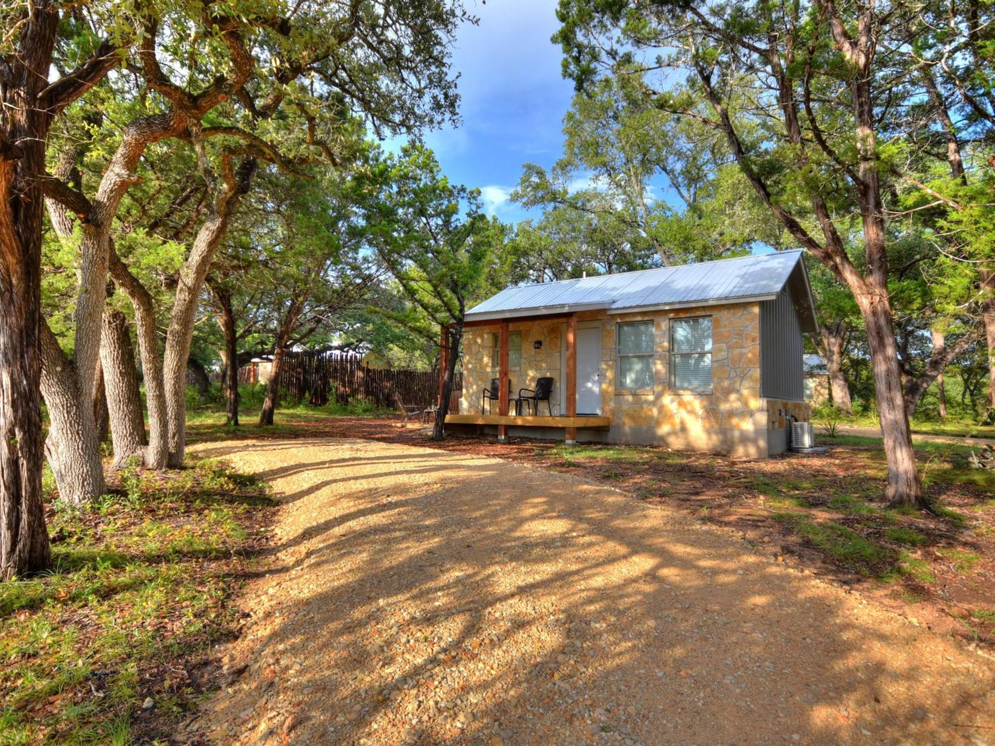 Cabins At Flite Acres - Morning Dove 温伯利 外观 照片