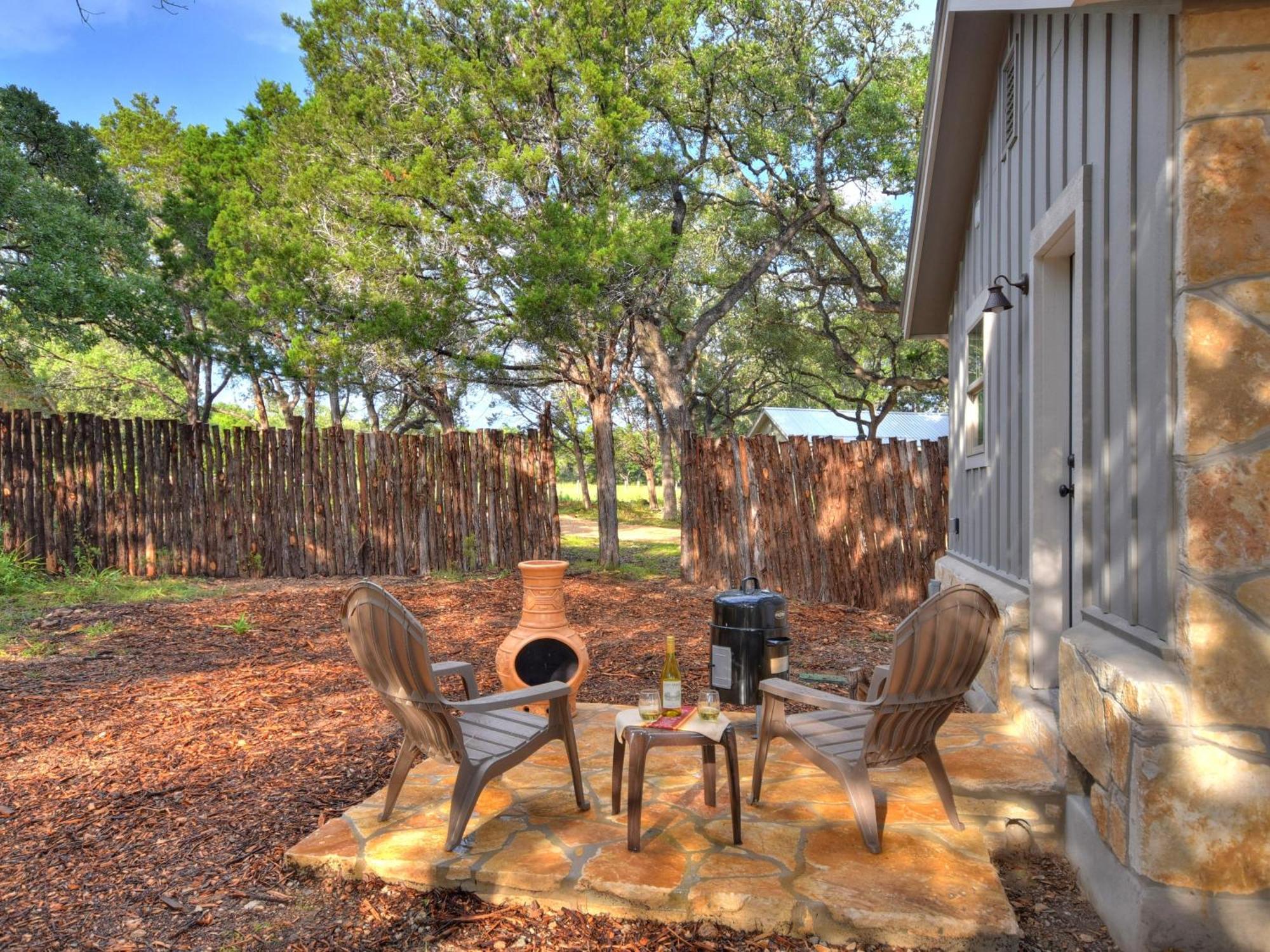 Cabins At Flite Acres - Morning Dove 温伯利 外观 照片